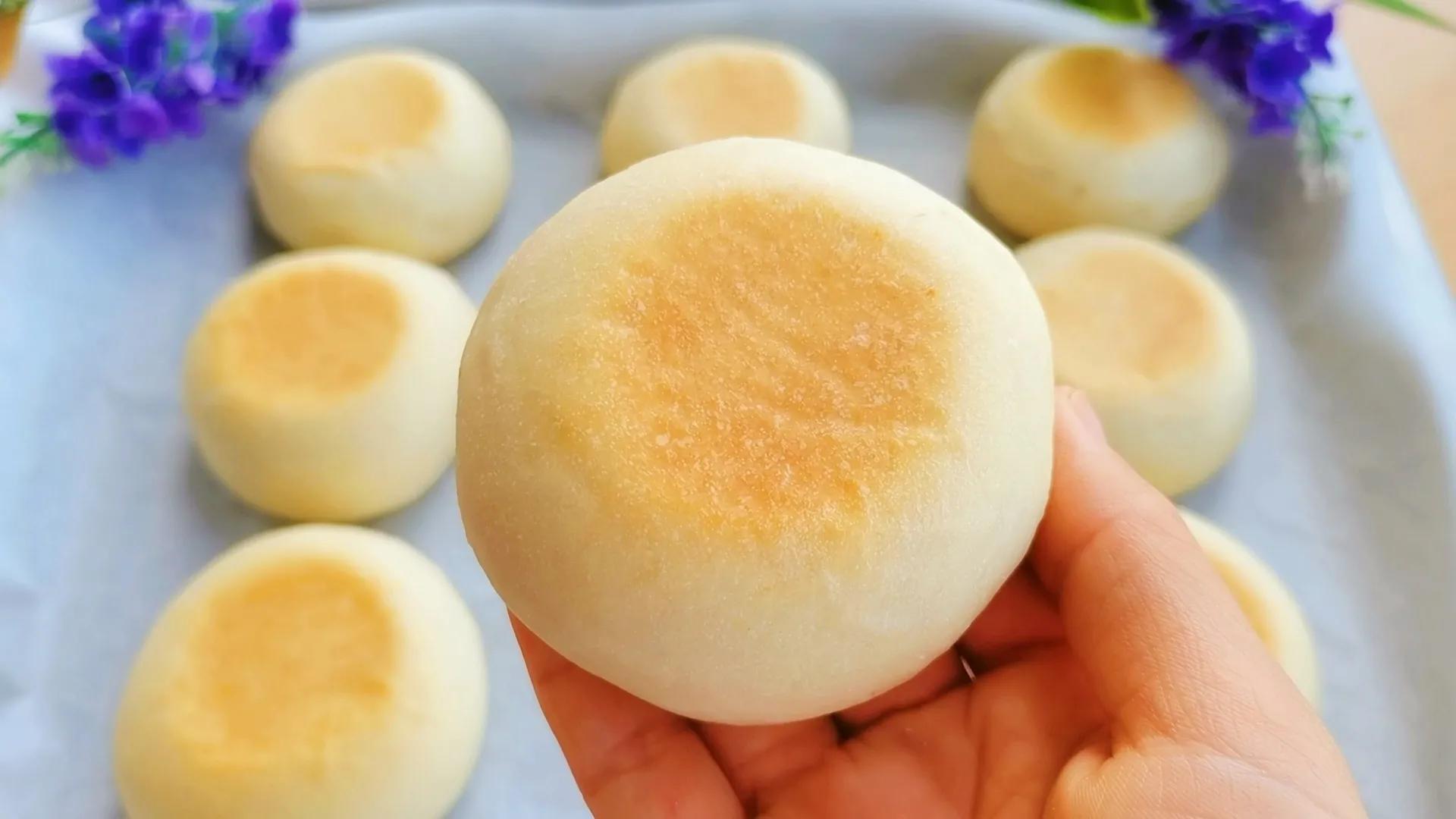 炎炎夏日多吃绿豆饼,又酥又有嚼劲的绿豆饼