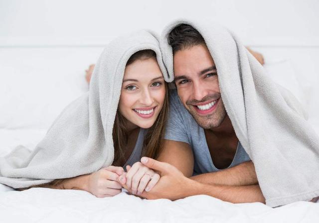 女性例假期出现各种问题的原因,女性月经异常有哪些症状