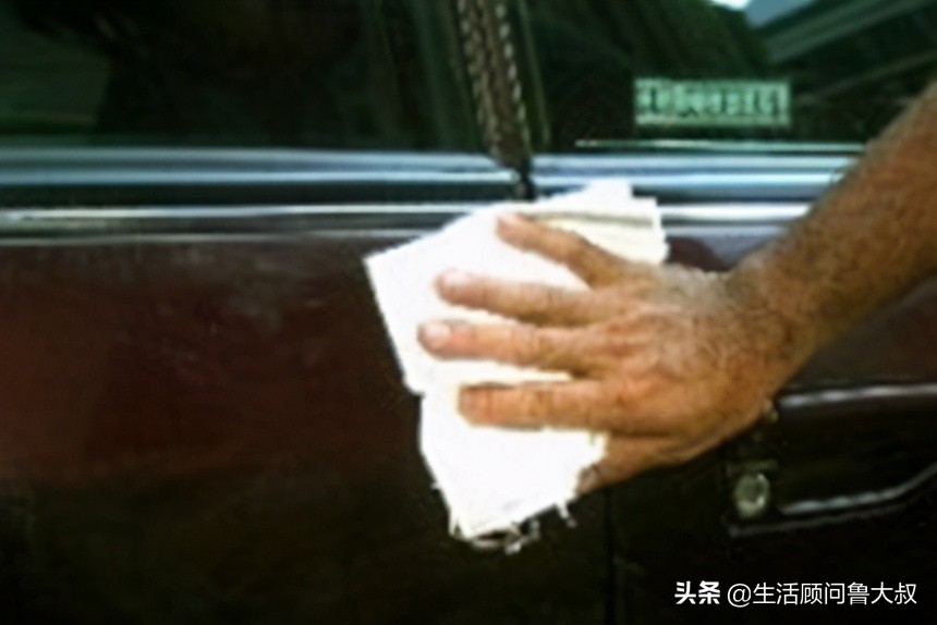 汽车中控台塑料划痕有办法修复吗,汽车前挡风玻璃划痕修复最好办法