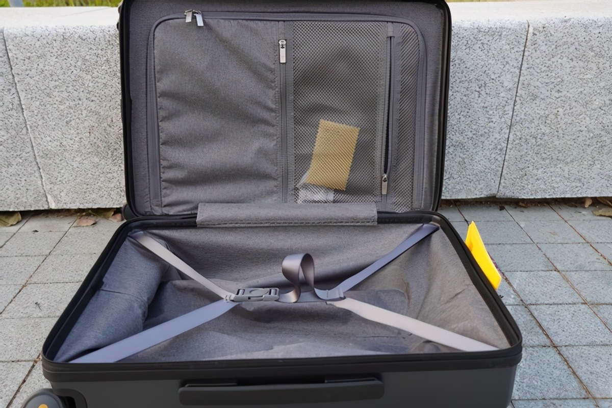 出差好物共享—地平线8号行李箱新玩法