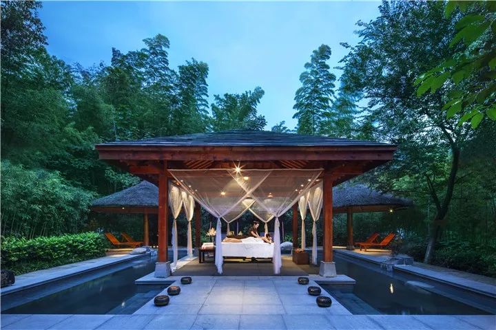 没有孵过混堂的上海冬天，是不完整的