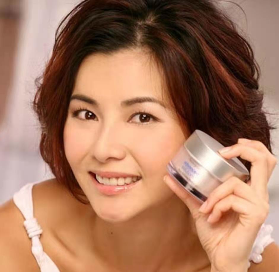 蒙嘉慧几岁和郑伊健谈恋爱,蒙嘉慧郑伊健恋爱