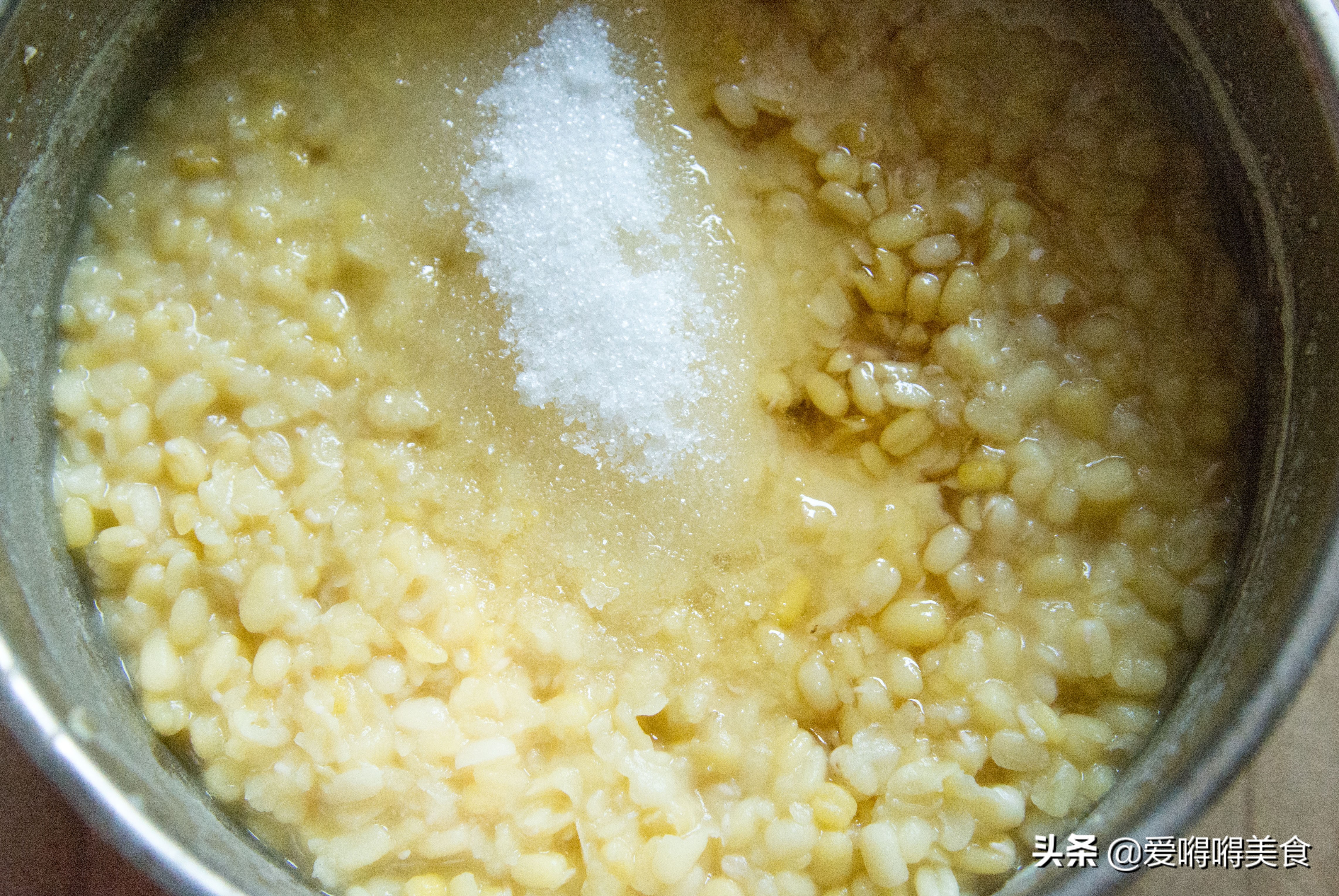 最简单的绿豆糕的做法,好吃又简单的绿豆糕制作方法