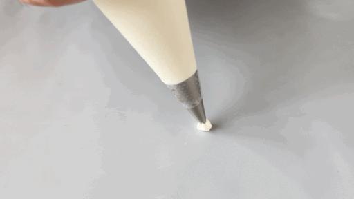 教人如何裱花视频讲解教程,蛋糕裱花必须知道的几种表现手法