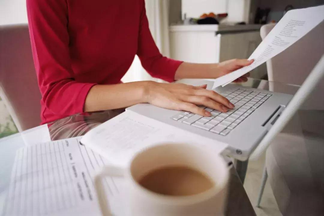 9名中国留学生开学被拒入境，中领馆警示：留学生入境必知细节