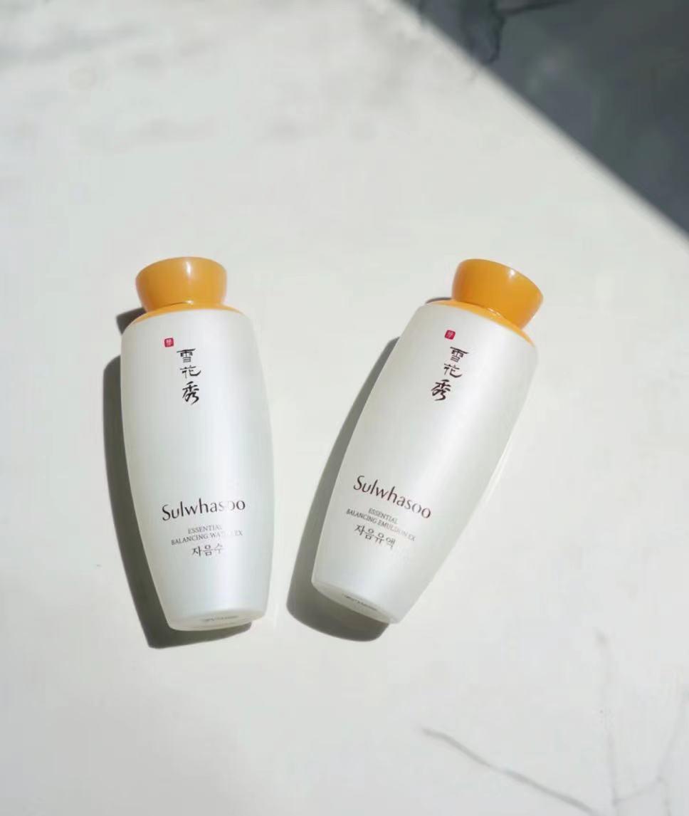 黛珂水乳搭配雪花秀精华,干皮夏季推荐珂润还是黛珂水乳