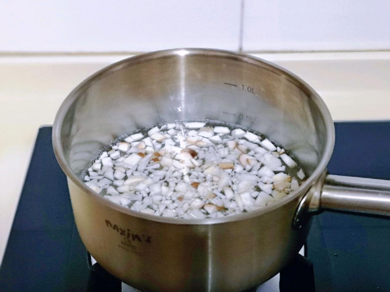 莲蓬美食做法简单好吃,甘肃风味莲蓬豆腐