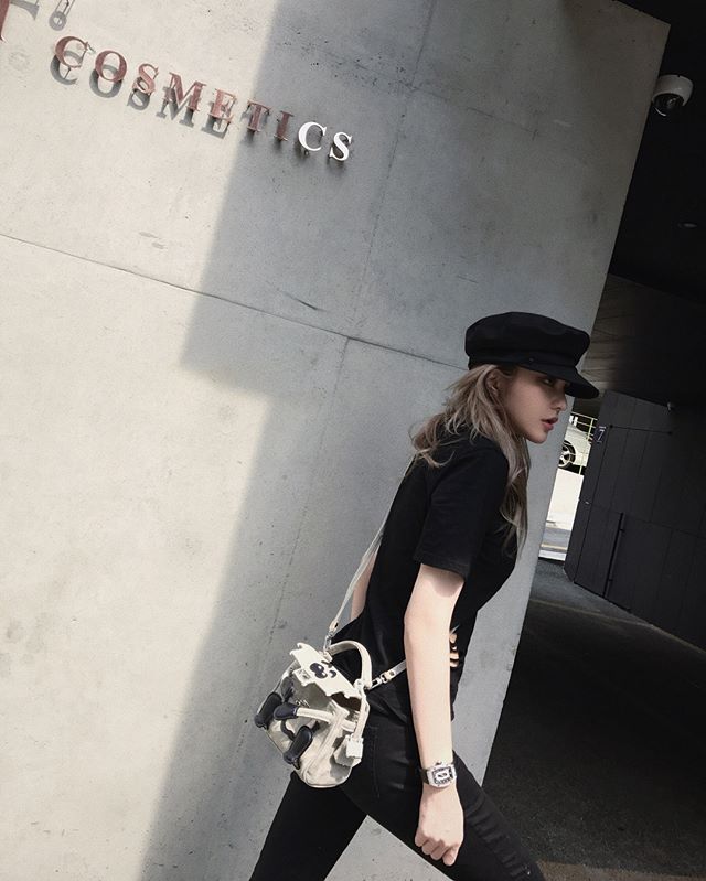 跟周扬青这样穿，打造甜酷女人味，难怪收服天王罗志祥，独得专宠