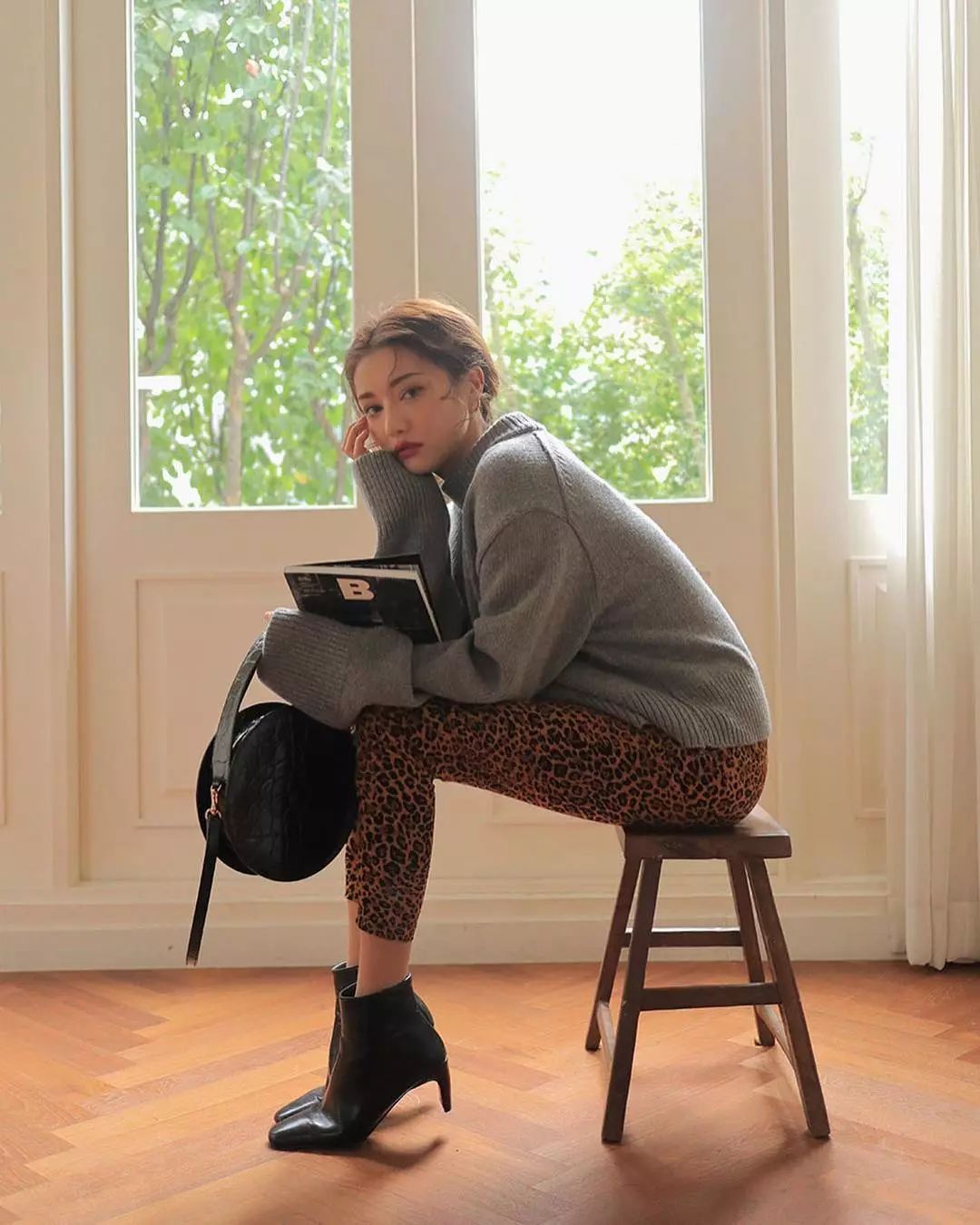 双十一大牌羽绒服打折,双十一购物狂欢节冲锋衣冬