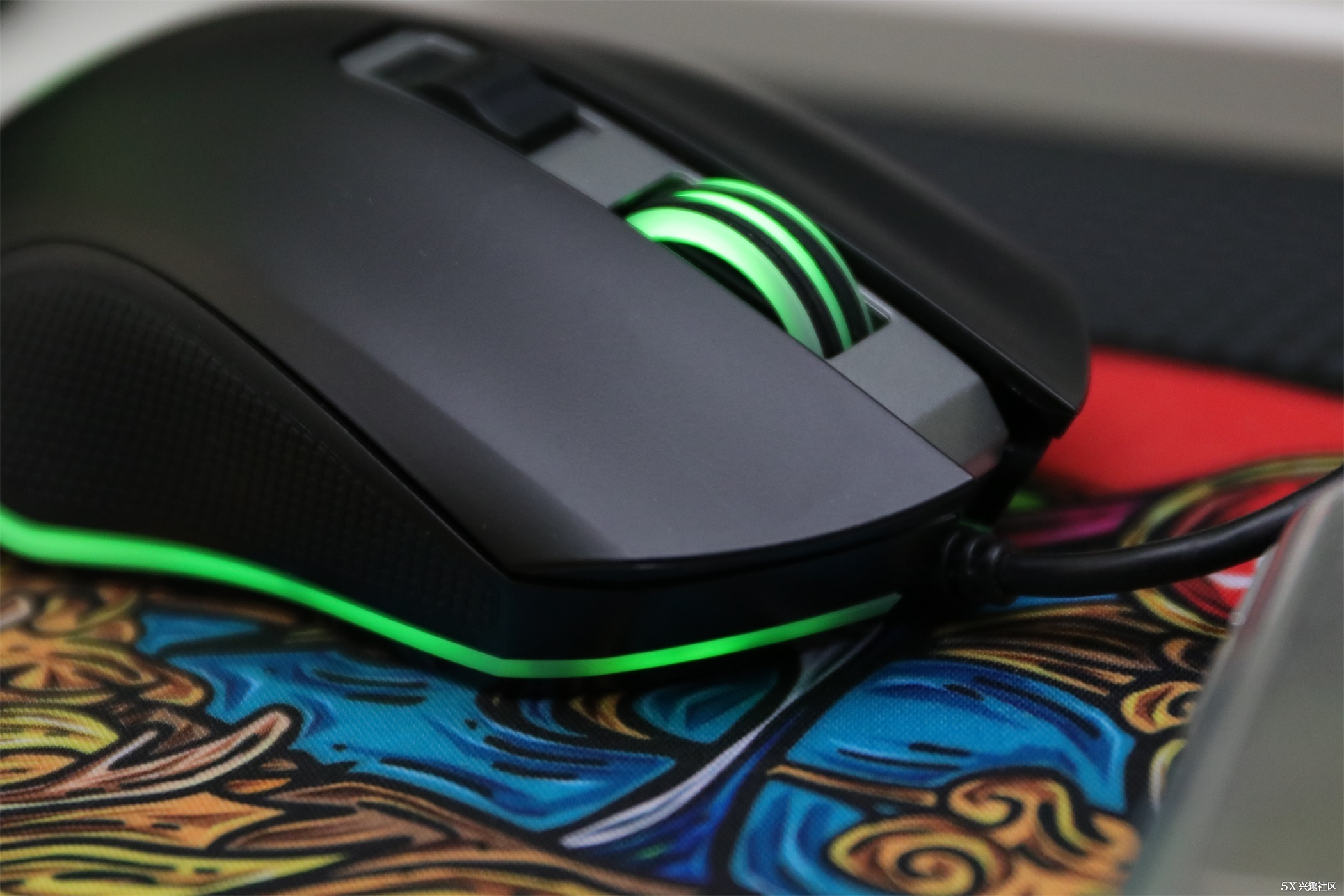 英菲克无线鼠标是国产的吗,既能有线又能无线电竞鼠标推荐