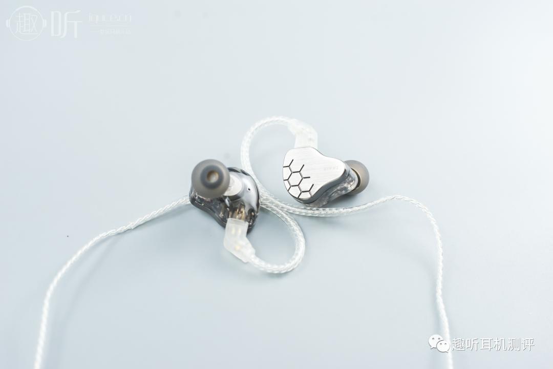 云魁云雀入耳式耳机测评,吃鸡云雀入耳式耳机测评