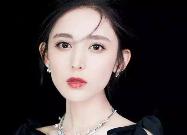 资深化妆师化妆全过程,资深化妆师去哪里学