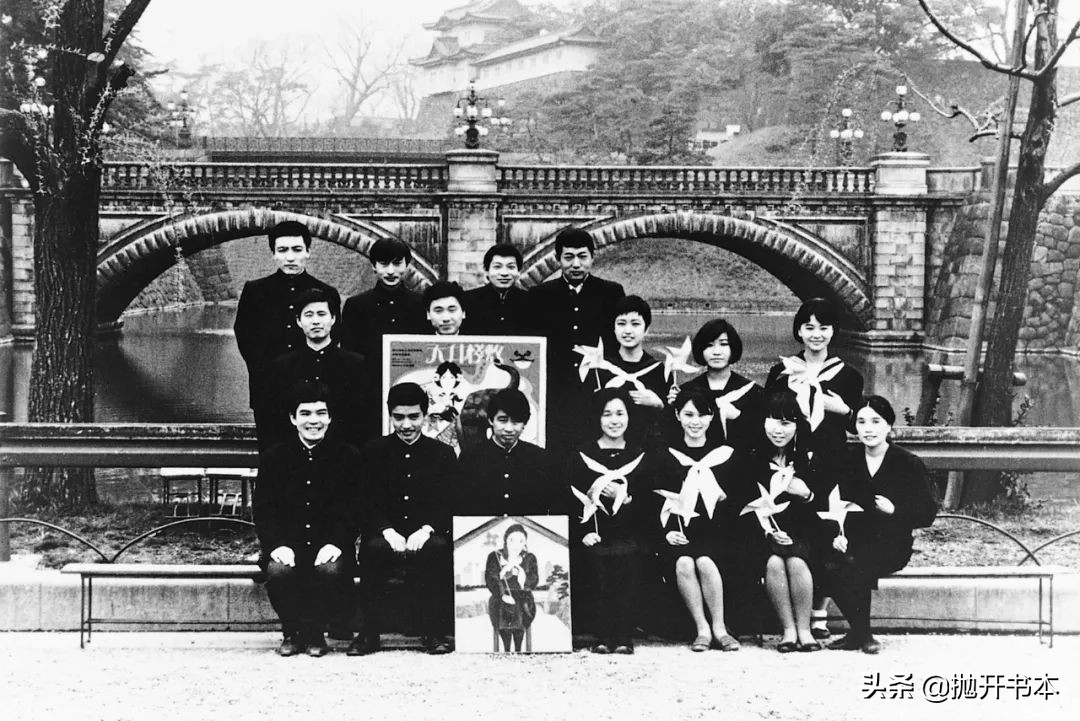 日本导演逝世37周年视频,日本运动员寺山修司死因