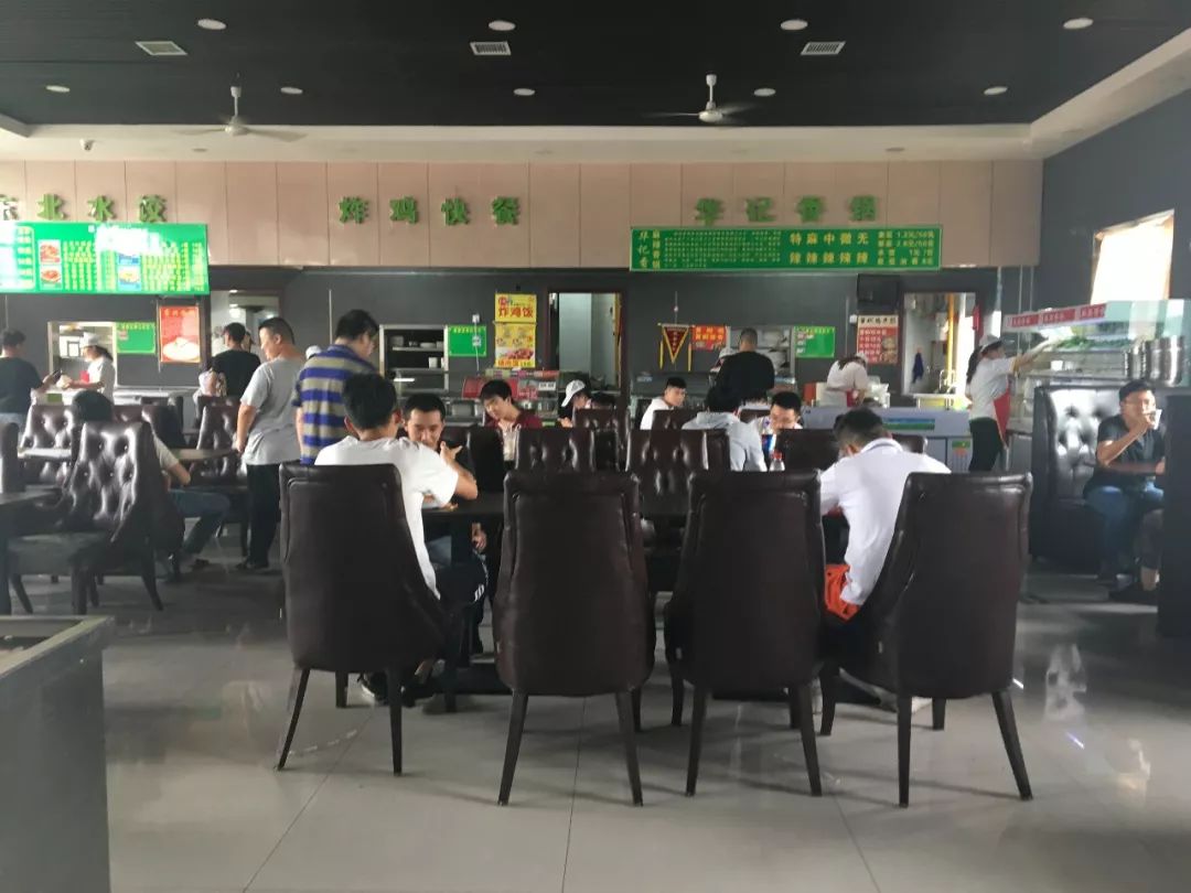 在培华，我4年胖了10斤！食堂是减肥路上最大的绊脚石