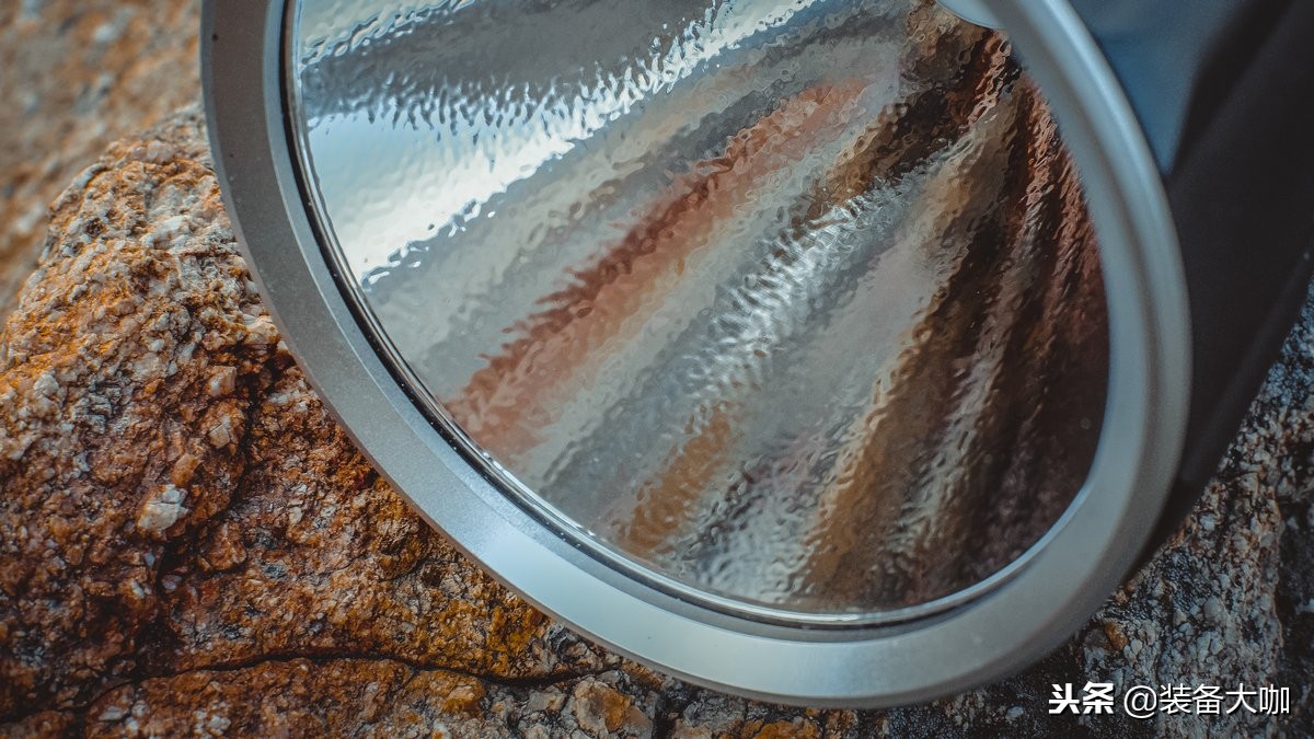 纳丽德圣火30手电筒适合户外吗,纳丽德圣火10手电筒怎么样