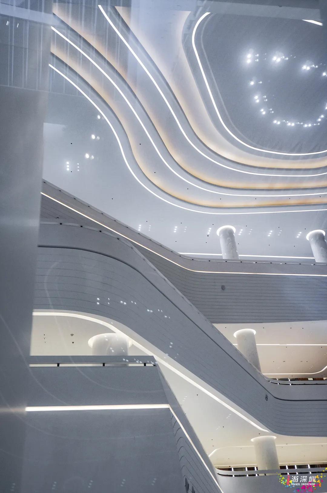 又是看完想去系列！深圳这个高颜值新地标，地铁直达还免费
