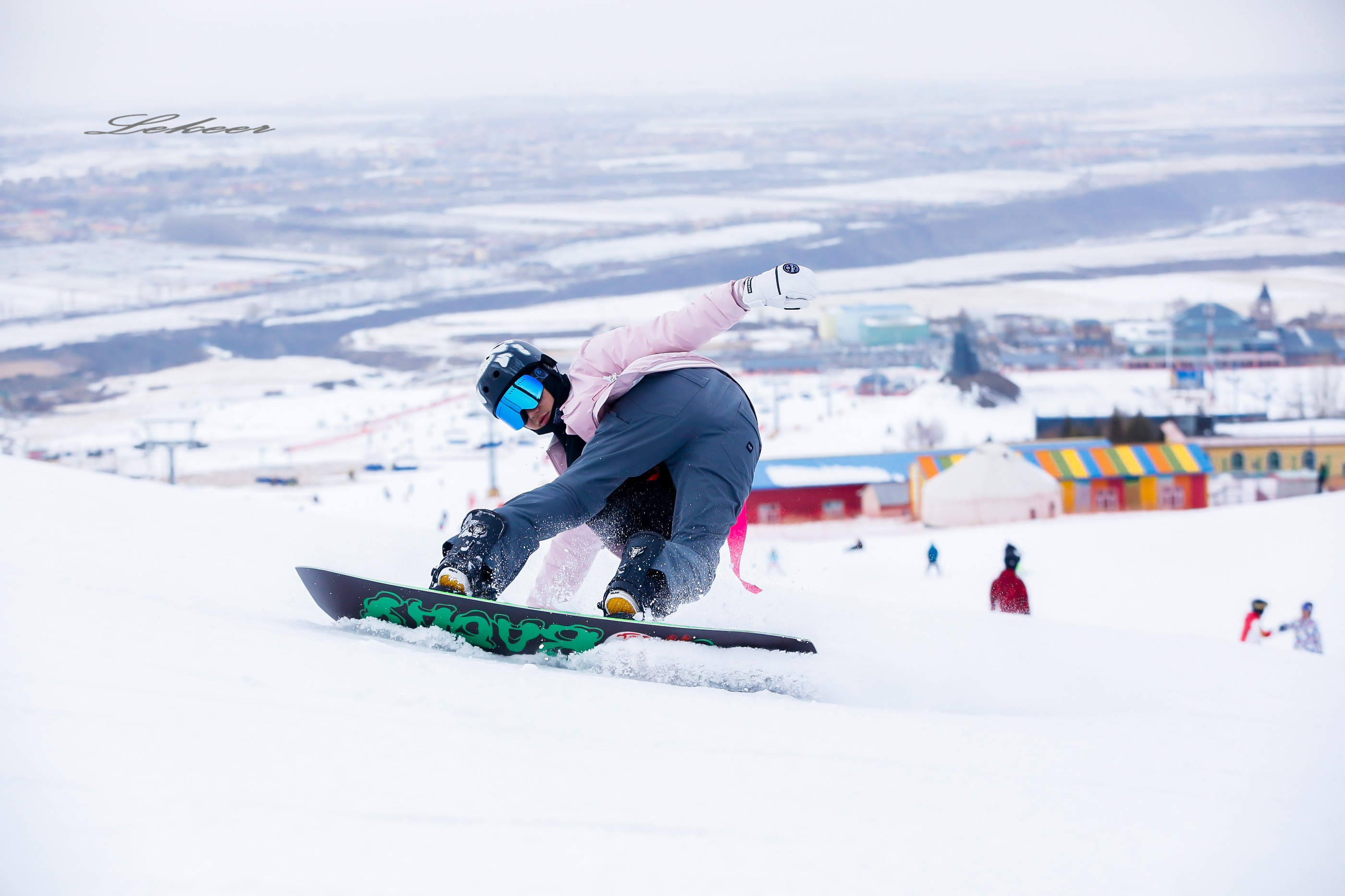 乌鲁木齐灯草沟滑雪,冰雪大世界滑雪体验