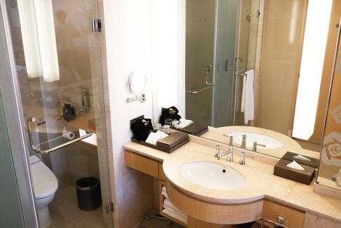 阳澄湖边吃蟹一日游攻略,大通湖金秋品蟹之旅