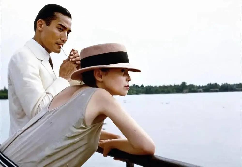 16年前的《处处吻》翻红,是“港味”的复兴?