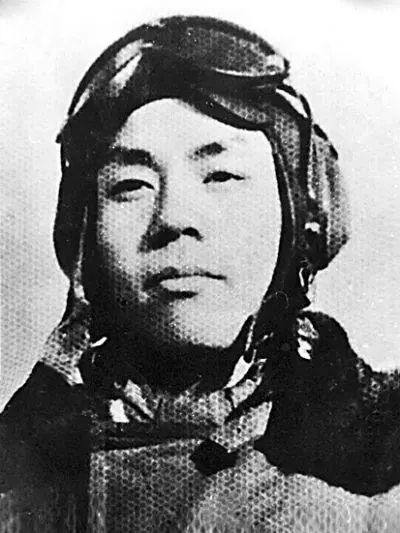 “东风快递”双十一送狗粮空军:不收!生日“我最大”