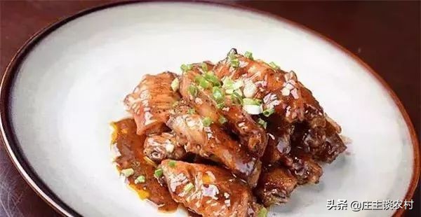 年夜饭都吃哪些菜比较好,年夜饭必须吃的菜都有哪些