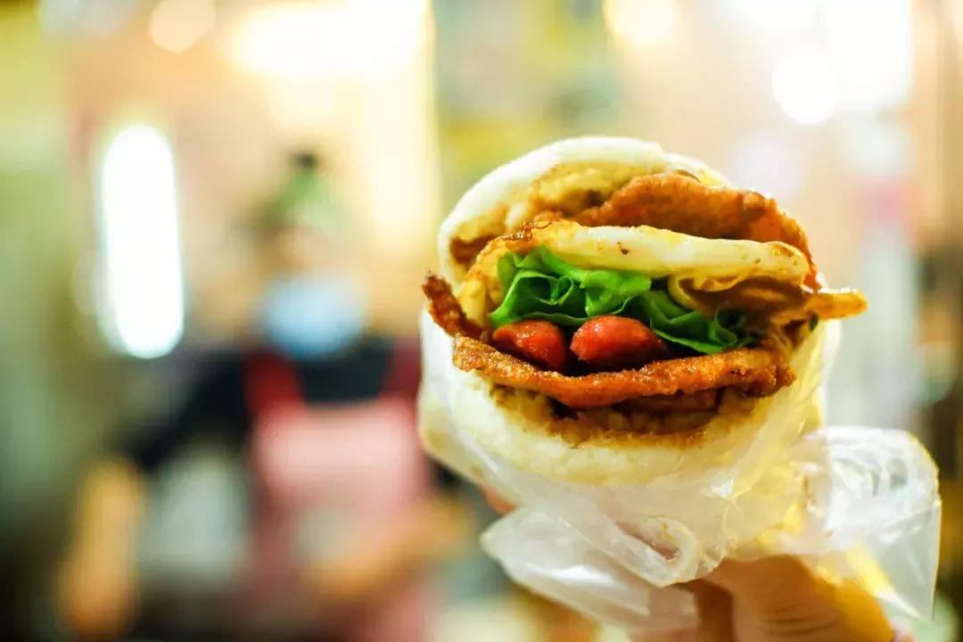 女排11连胜新闻联播,南师大排球比赛直播回放