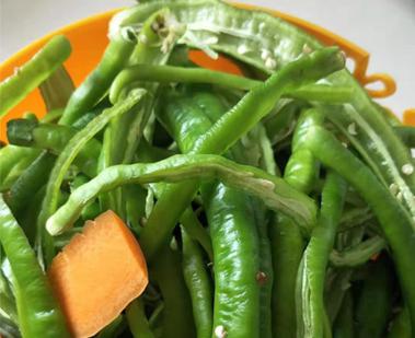 泡制青椒的家常做法,泡青辣椒青椒