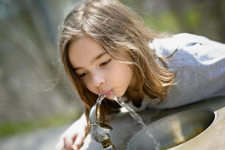 农村水质差不方便装净水器怎么办,净水机可以改善农村饮用水吗