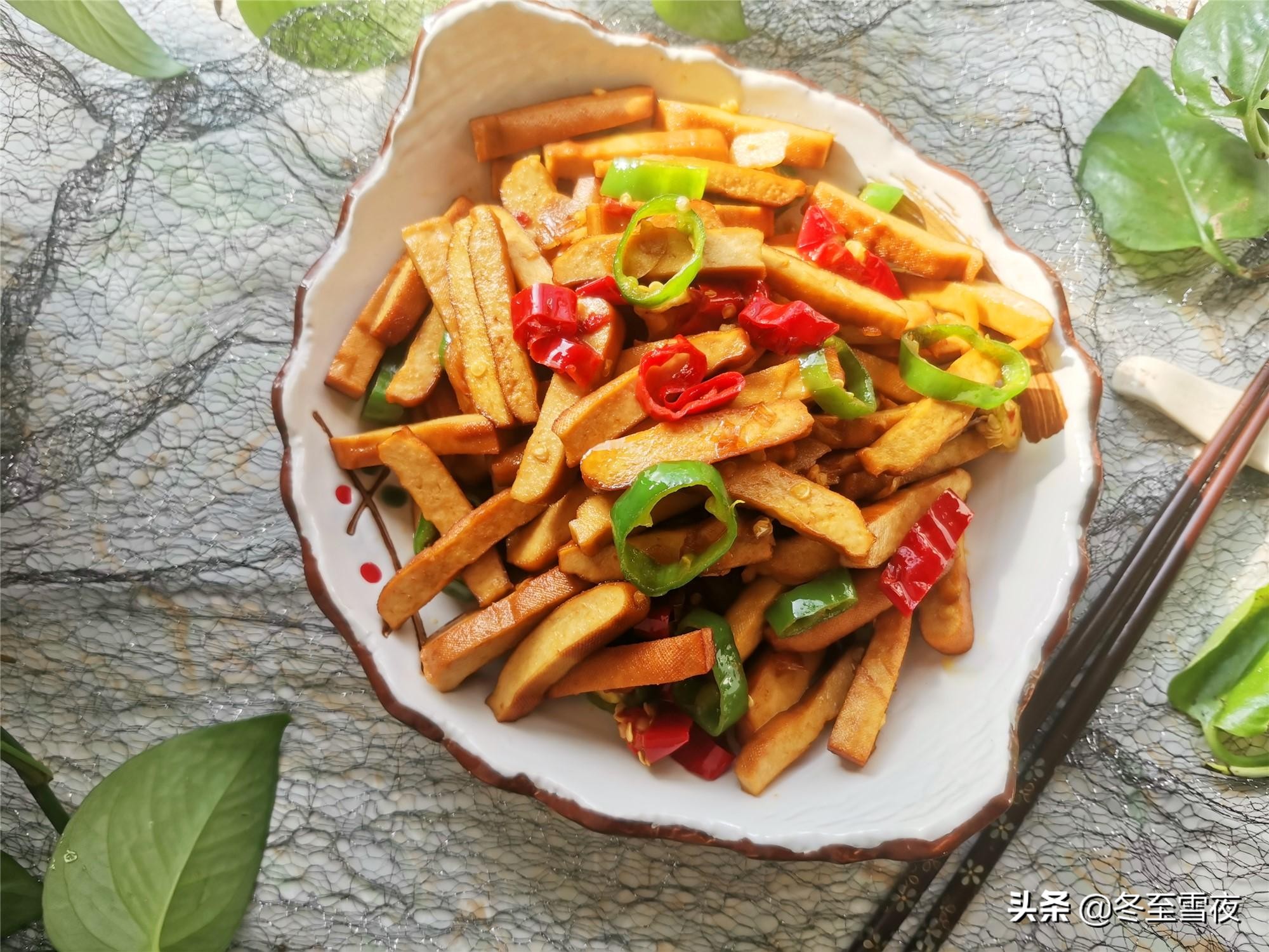 湘菜小炒香干大厨做法视频,湘菜大厨教你湖南名菜小炒香干