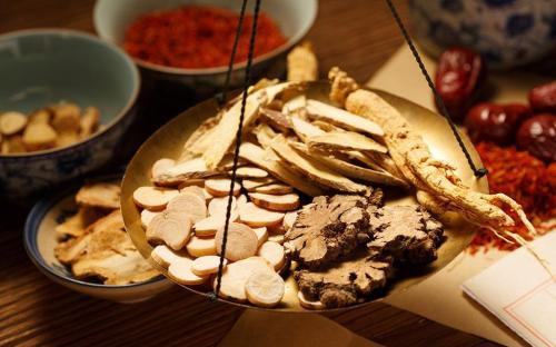 中医治疗强直性脊柱炎的方案,中医治疗强直性脊柱炎医院排名