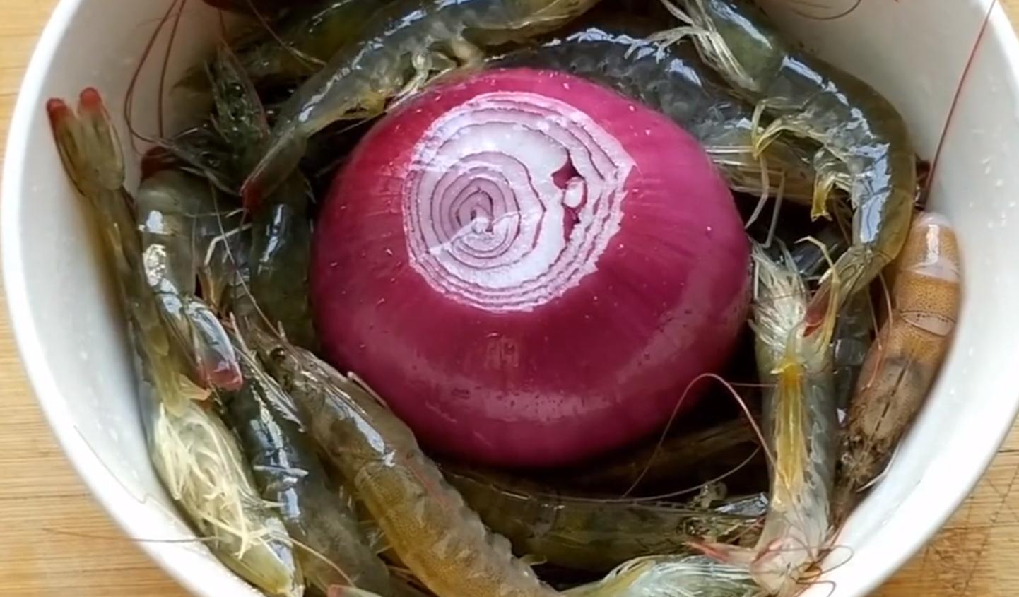 洋葱大虾家常做法,洋葱炒大虾做法大全