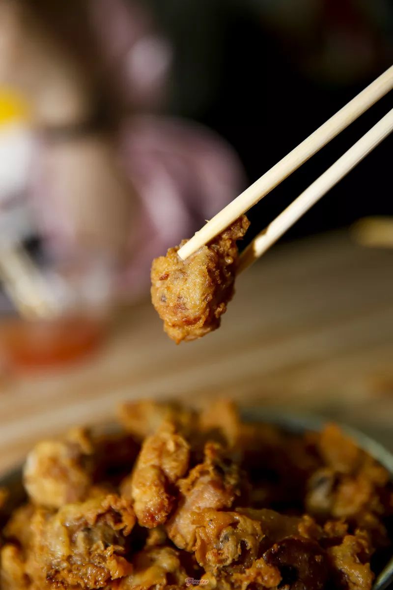 我们跟着本地人吃完这十家店，做了一份最靠谱的三亚美食线路