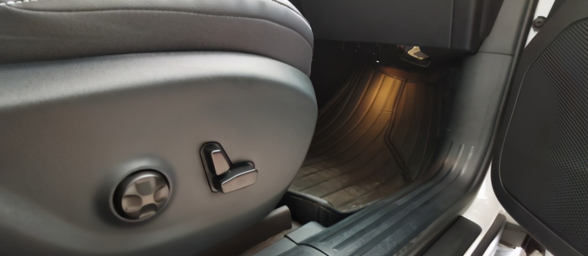 自由光全系车型,自由光2.0l驾驶感受