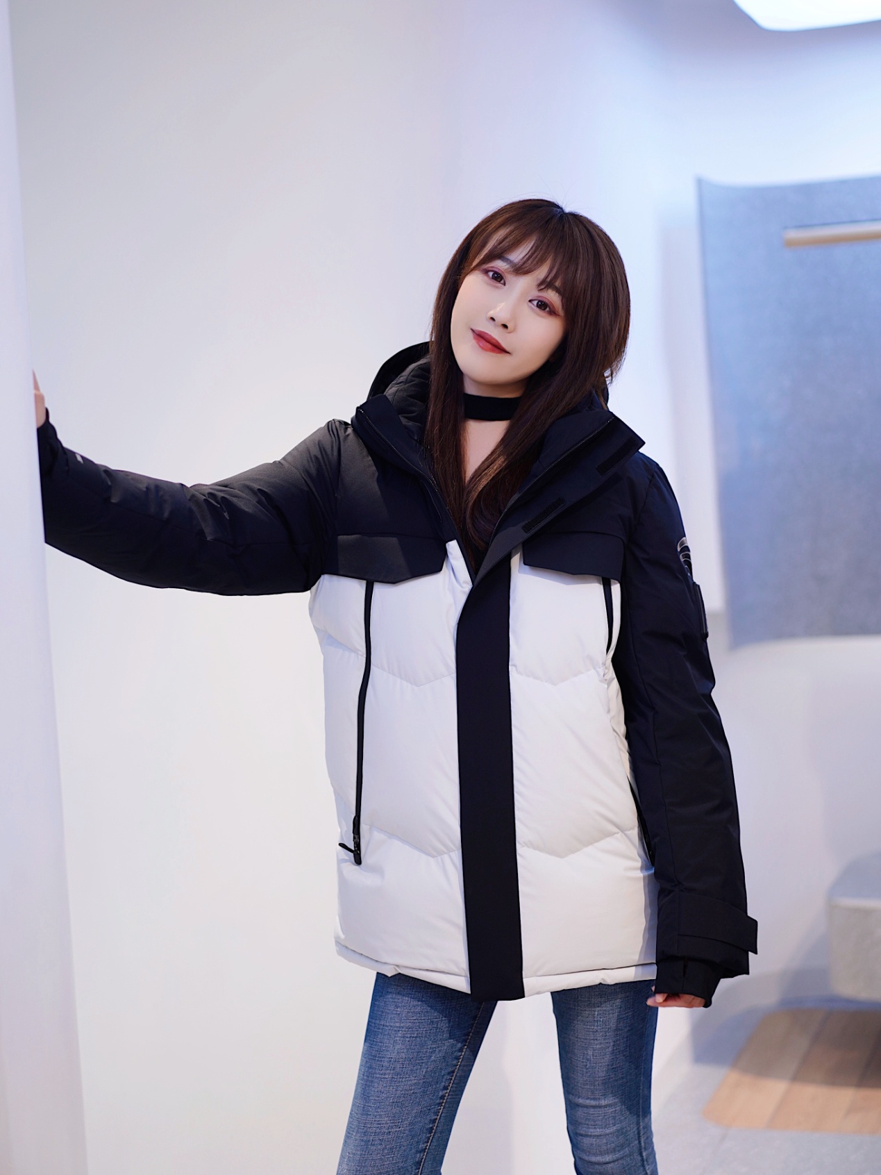 杨幂同款波司登羽绒服街拍,杨幂代言的波司登羽绒服的照片