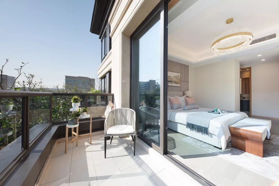 毛坯房94平多层3楼 (218平洋房六层复式)