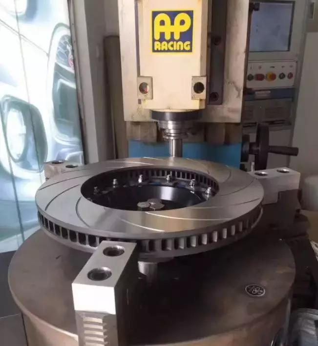 真品ap刹车,一套正品的ap刹车多少钱