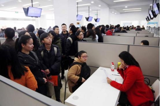 毕业找工作是不是太晚了,毕业找工作专业不好