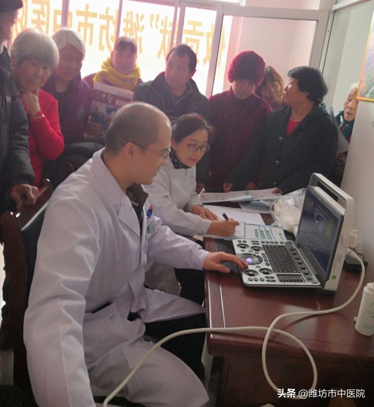 初冬暖行，潍坊最南边的山村，一群白大褂带来“健康大动作”