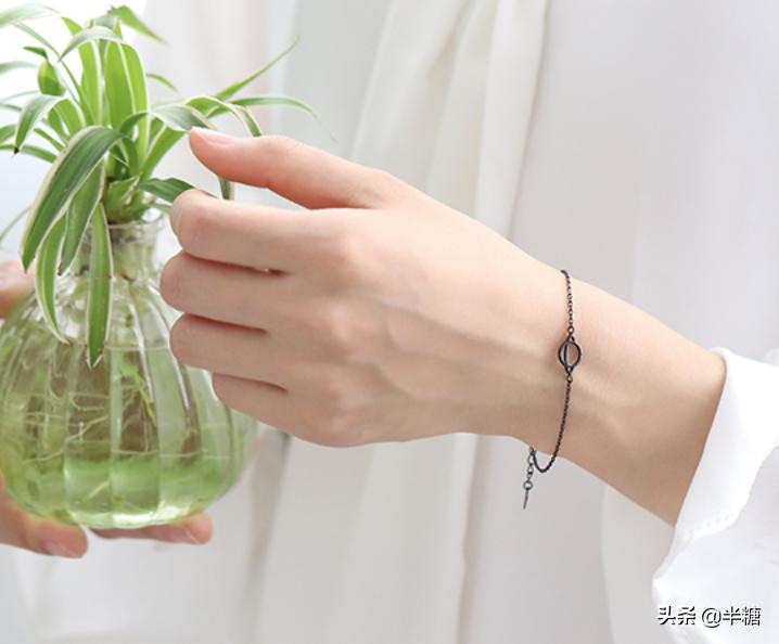 项链耳环戒指轻奢小众高级感正品,首饰小众项链耳环戒指