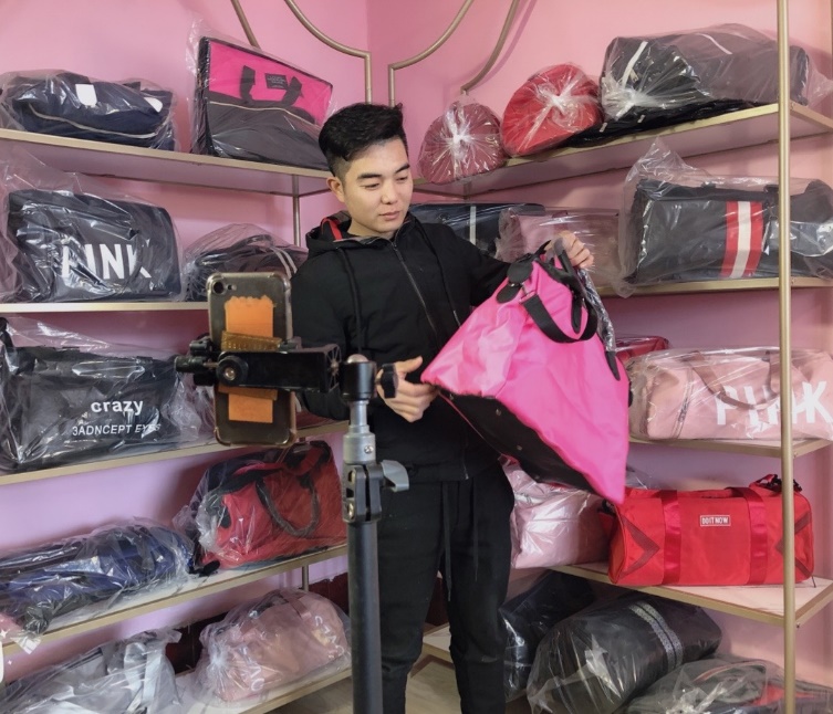 休市不停工！1688直播间让1.4万义乌老板云开张