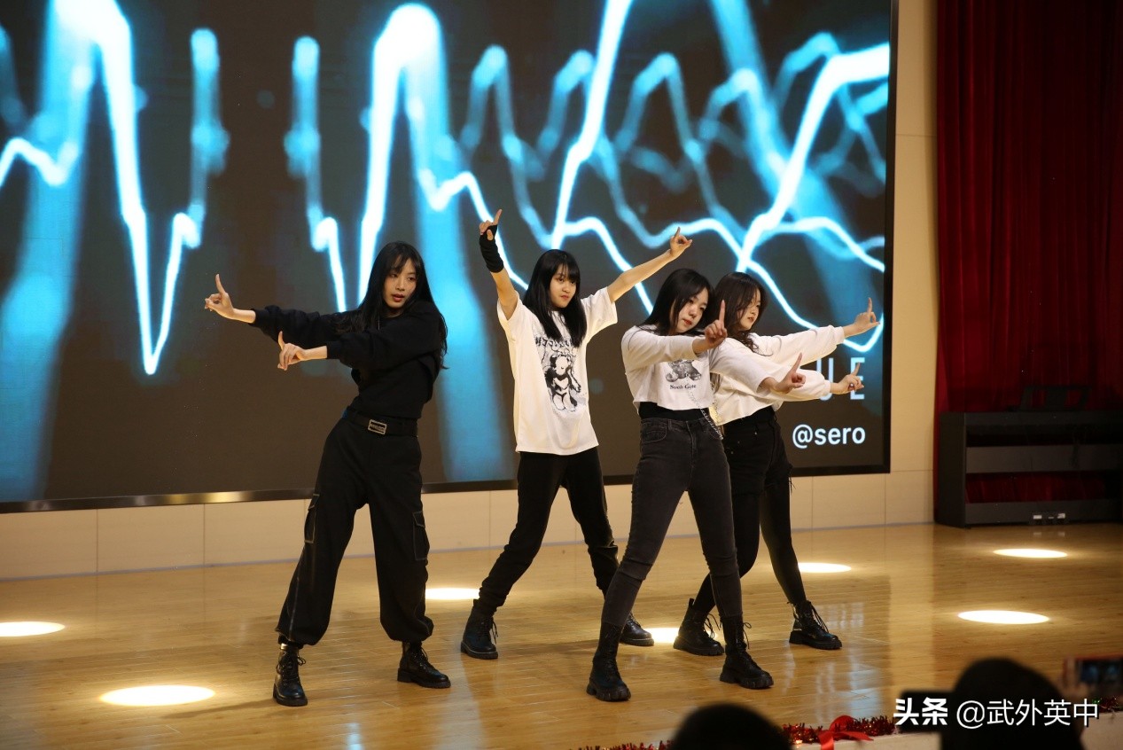 武外英中硚口新校区,武外英中夏令营