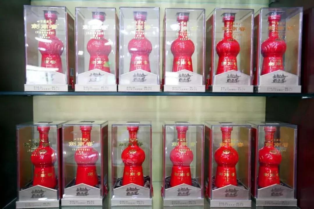 门头沟老牛栏山专卖店回来啦！3店同开！送给好喝口儿的朋友