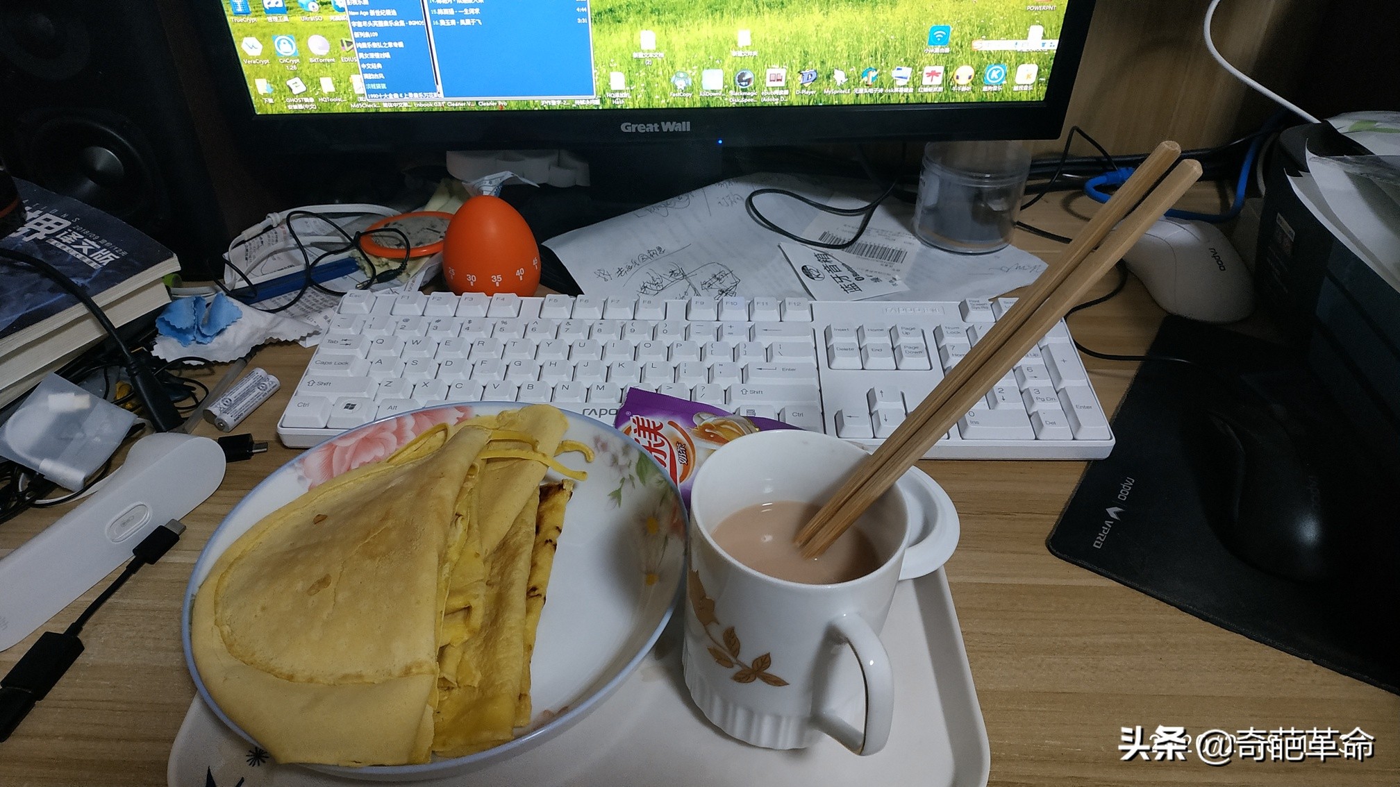 显示器用几年更换比较好,显示器坏了换显示器资料还在吗