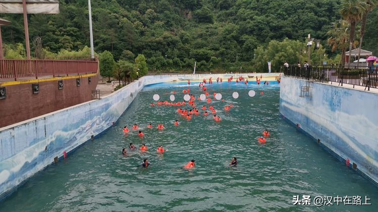 汉中市留坝县中国栈道欢乐水世界,汉中去留坝水世界攻略