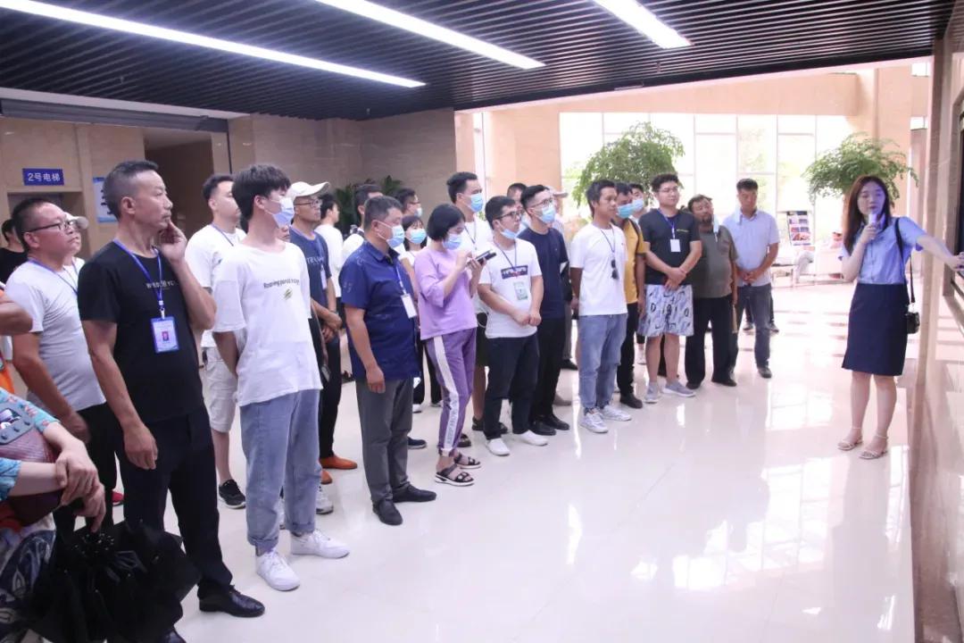 閮戝ぇ浜戝垱鍐滀笟缁忕悊浜哄煿璁彮,閮戝窞澶у鍐滀笟缁忕悊浜哄煿璁彮