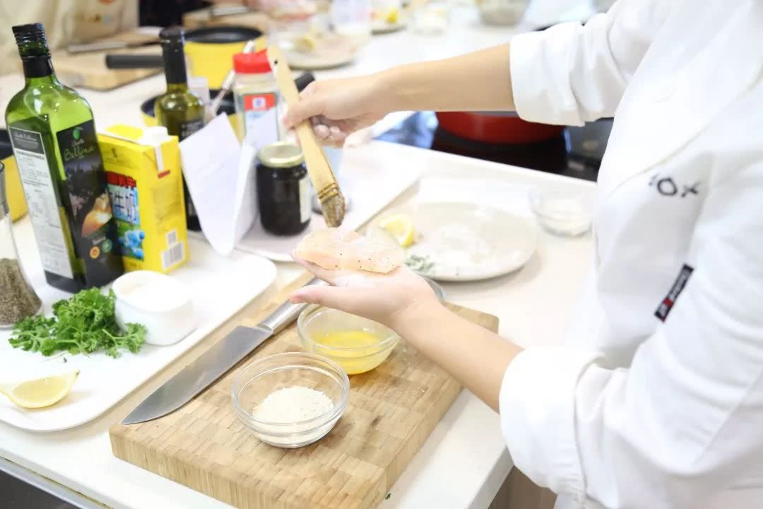 閿嬪懗涓诲帹甯︿綘璁よ瘑鍘ㄦ埧鏂板疇,閿嬪懗鍘ㄦ埧鍋氶キ鏂规硶