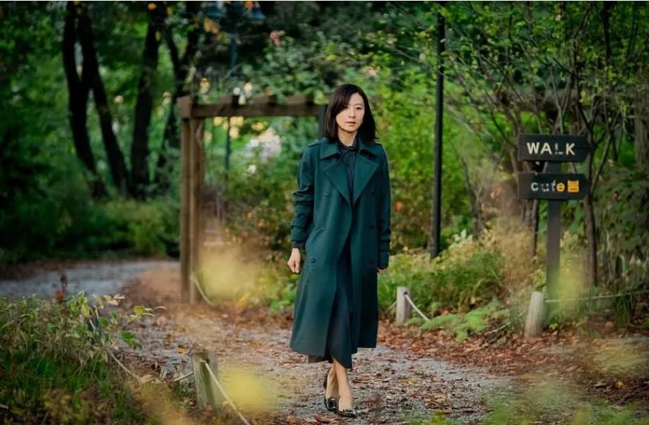 盘点婆婆奇葩事:儿子送儿媳礼物也要管,给孙子吃奇怪的草药