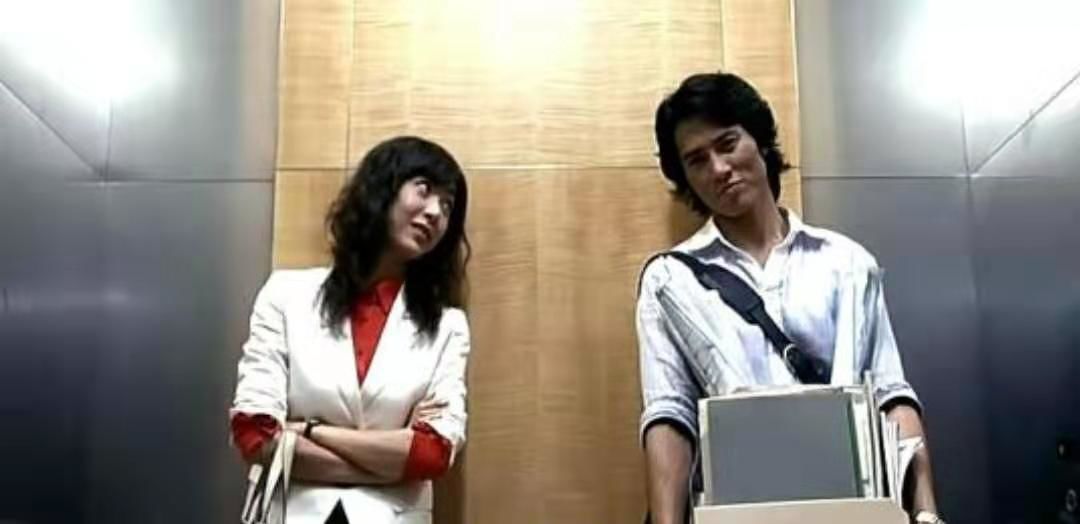 老公瞒着自己看女性朋友,老公瞒着我去看前妻和孩子