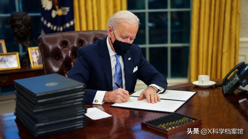 美国总统为啥要放10支钢笔,美国总统签字用多少笔