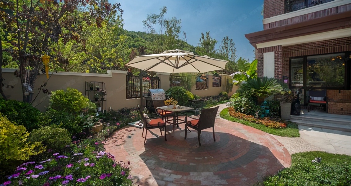 一楼带院子的房子能不能买？住过一楼的业主，告诉你该不该买